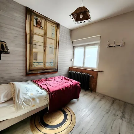 Apartamento Avec Bar Et Four à Pizza *